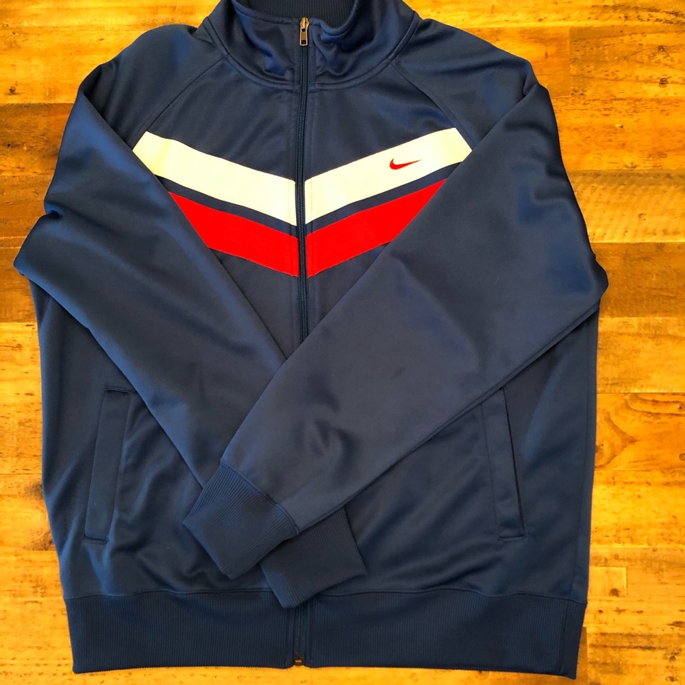Men’s Nike Jacket - Picture 3 of 3